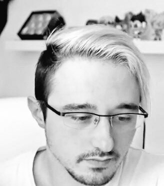 Pene_d_Triline's tweet image. ❤TRILINE PENSANDO EN QUE ESTA HACIENDO CON SU VIDA❤

@srtriline