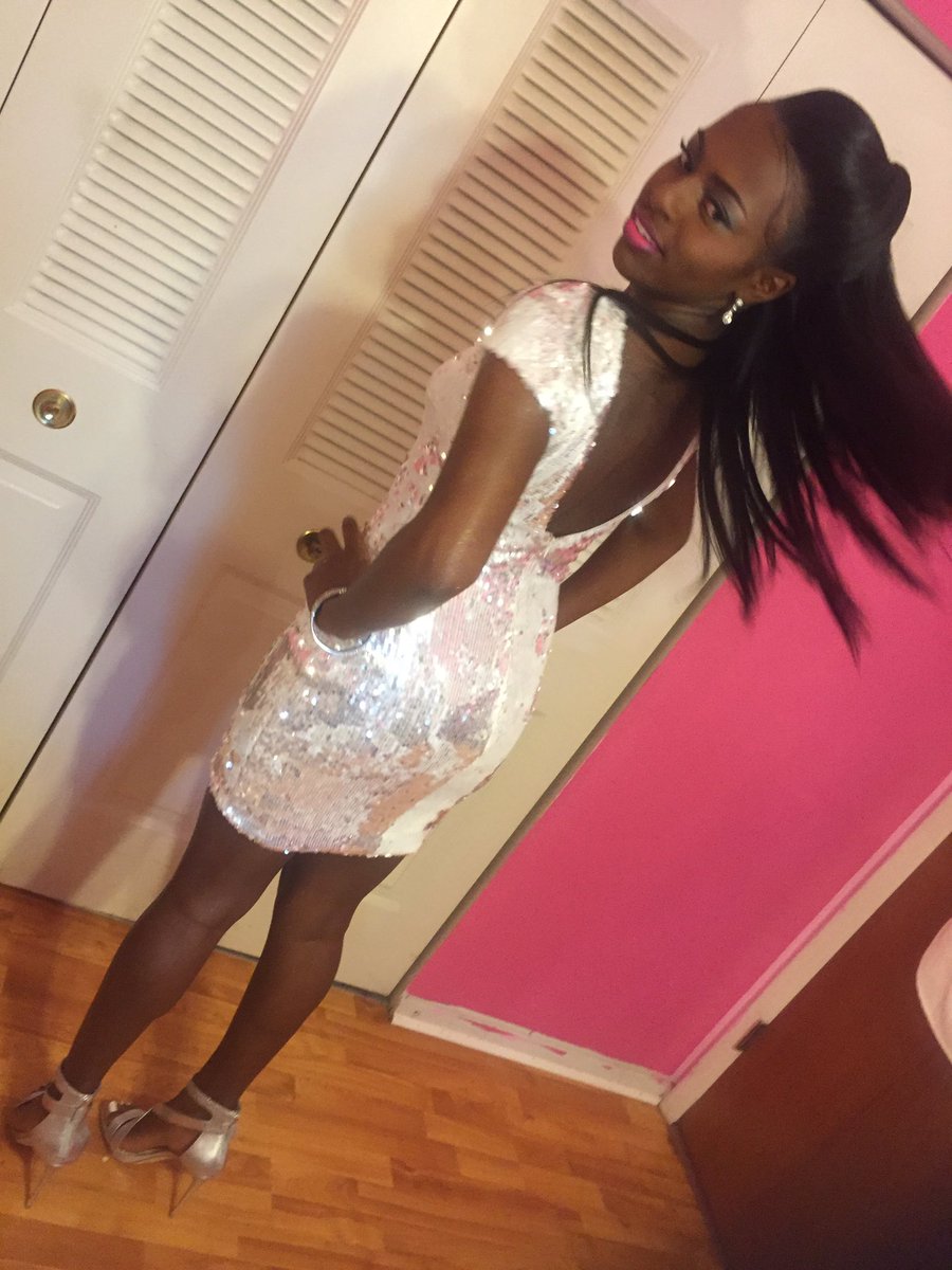 _anyeezy's tweet photo. #jrprom2k16 had to do it 1 time for y'all😉 https://t.co/A30gT06OZ8