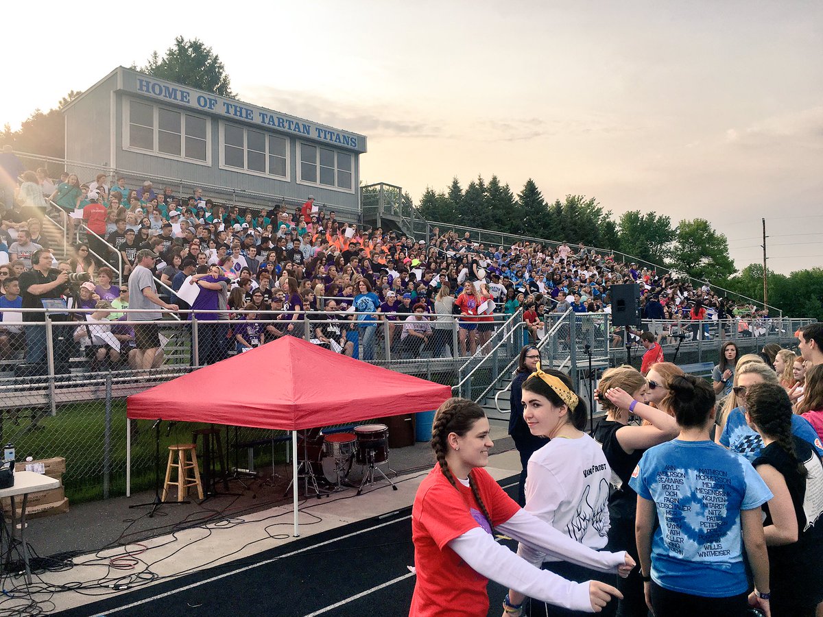 chrisdraft's tweet photo. Its almost time to start @RelayForLife @AmericanCancer @TartanHighSchool #MN #TacklingCancer #AdvantageHumans https://t.co/FIBL7XAKBF