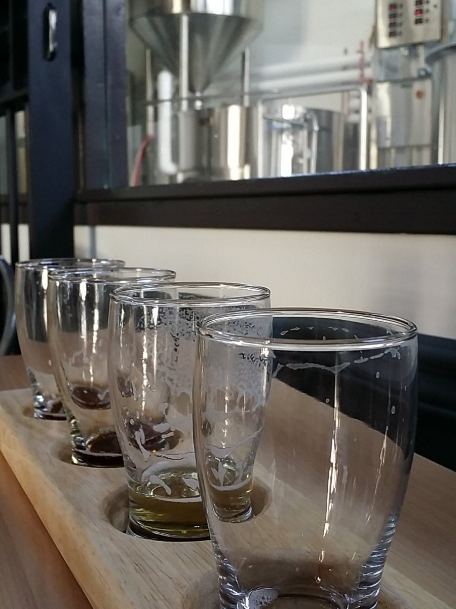 GODAWG2's tweet photo. Premium Smokies and hot dogs with a cold beer , try the different types of in house brews tomorrow @whitesailsbeer https://t.co/Bg0NrlCYFf
