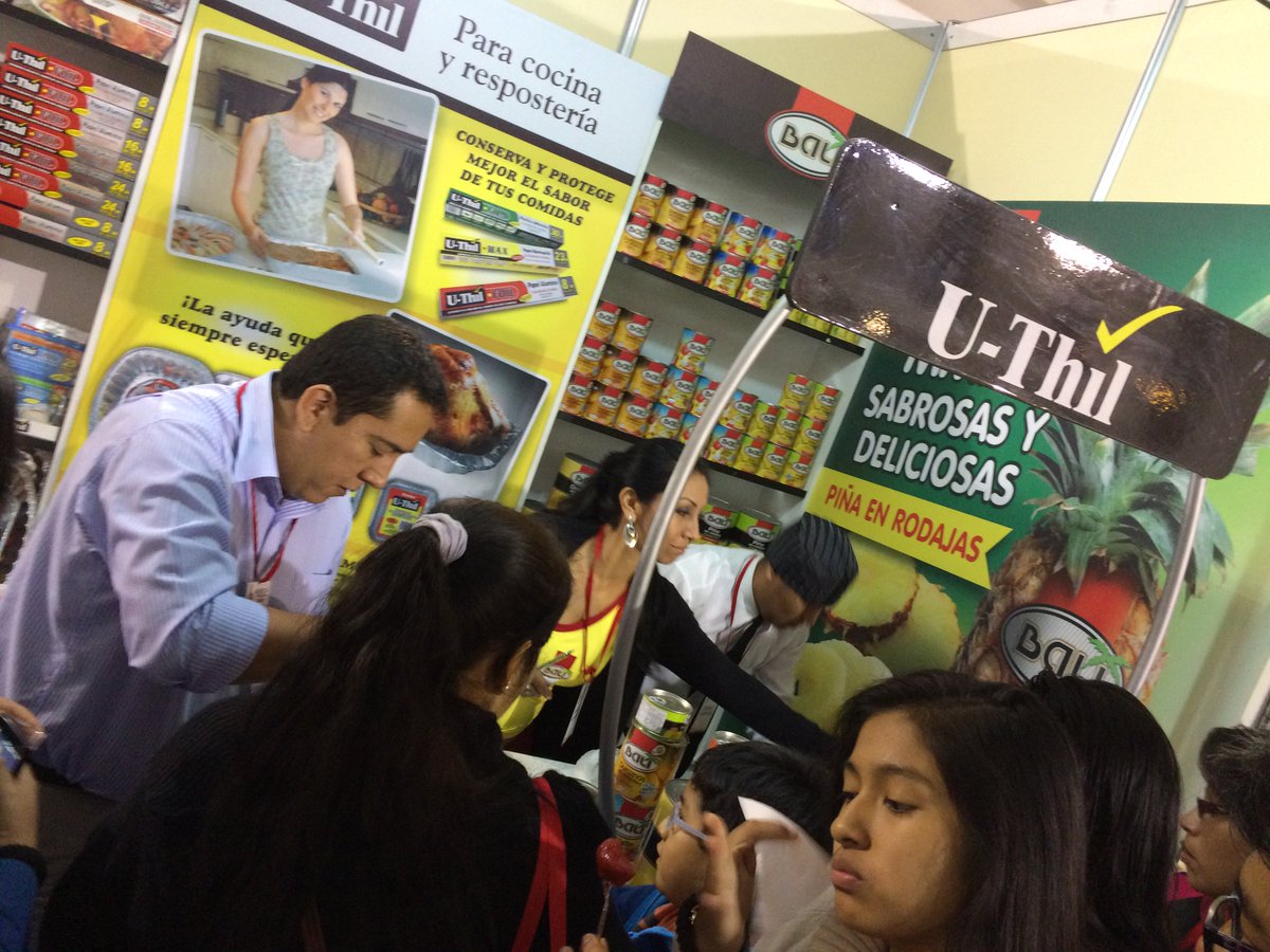 HorecaPeru's tweet photo. Degustación de frescos y seleccionados #marrasquinos en el stand de #Bali #FeriaHoreca https://t.co/fHbtt92XXM