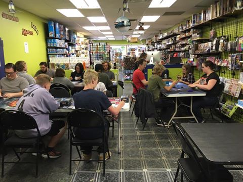 MSFunAndGames's tweet image. Expanded games area already filling up!  #MTG Draft night!