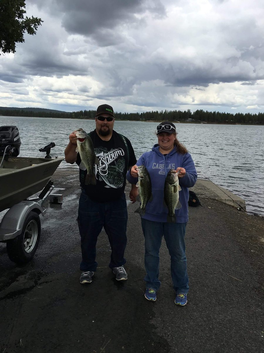 Bandit_hunters's tweet photo. Just a few of the crew getting their fishing in #fishing #bandithunters https://t.co/7z8QNQErsy