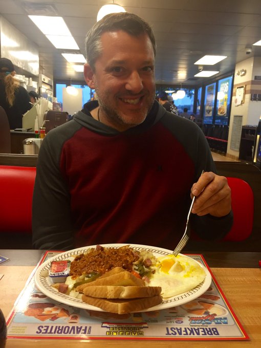 Watch Tony Stewart's leaked NSFW photo on TwXstars