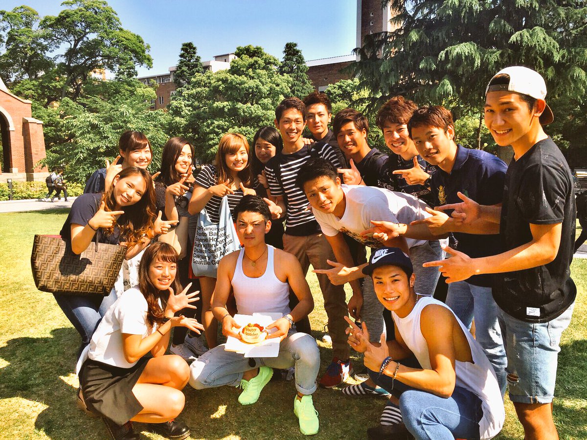 2525_kento's tweet photo. 5月21日で20歳なりました！！！
ほんまに祝ってくれたみんなありがとう😭😭😭
ゆうこ、いい仲間、後輩、先輩を持って幸せ👍👍👍
改めて周りのみんなに感謝㊗️㊗️㊗️
ガチで涙出るくらい嬉しかった！！！ほんまにありがとう！！！ https://t.co/FeAghppwrs