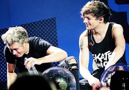 RNNana_Horan's tweet image. 久しぶりにタグする👍
RTなかったら消す笑
Dirと繋がりたいです！
しばらくしたらFBない人リムります
#1D大好きな人RT 
#洋楽好きな人RT 
#RTした人全員フォローする 
#写真いいなと思ったらRT 
#拡散希望