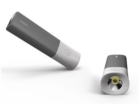 WaywayYan's tweet image. With waterproof, SOS and flashlight(maximum distance is 300 meter)11100mAh Car Jump Starter Power Bank.