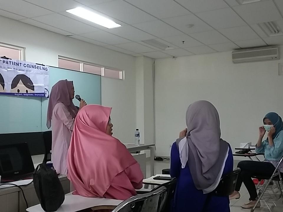 PCC Farmasi UI tweet media