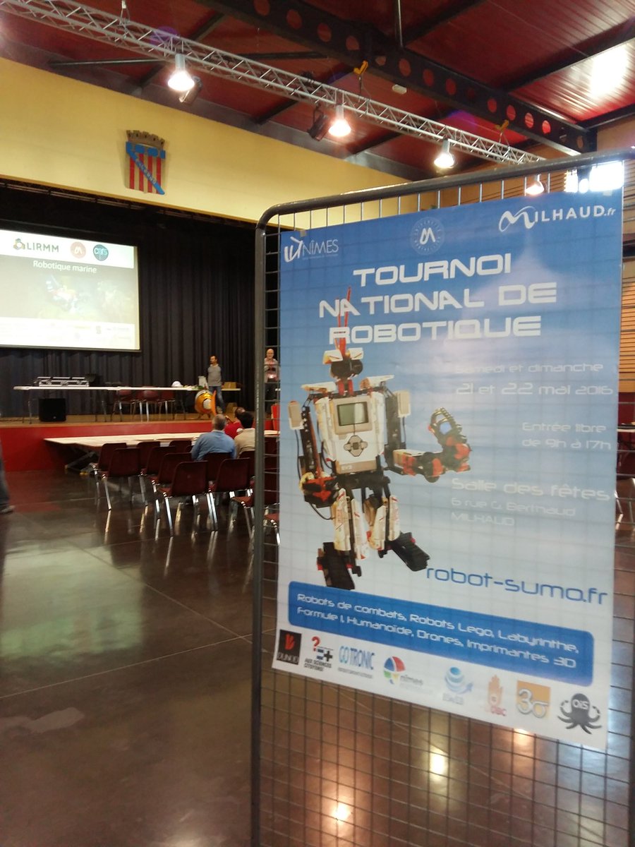 tyrower's tweet image. A Nîmes avec #CourTechZone pour le Tournoi National de Robotique ! Conf sur Robotique Marine pour commencer