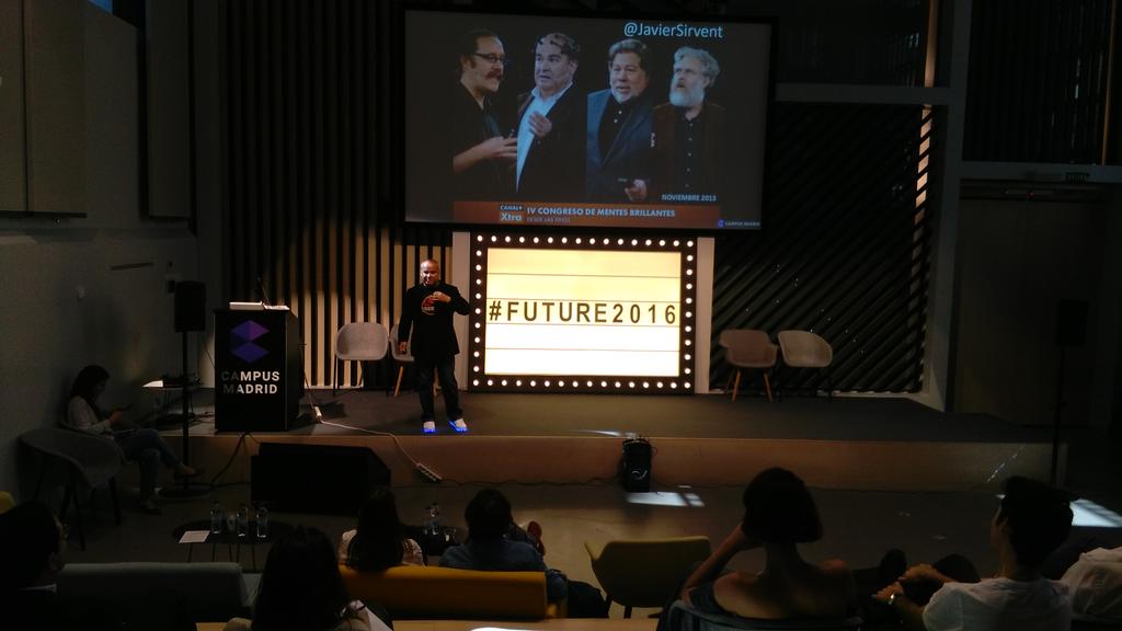 agussanchez05's tweet photo. Empezando la jornada #Future2016 #CampusGoogle https://t.co/gBiSmwYh6V