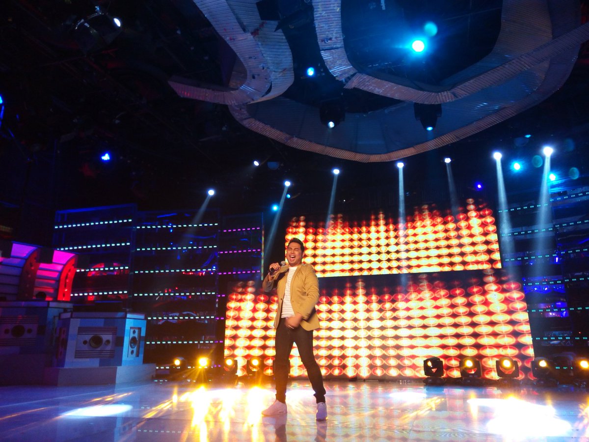 itsShowtimeNa's tweet image. Jed Madela with Its All Coming Back To Me! #ShowtimeSorpreSabado