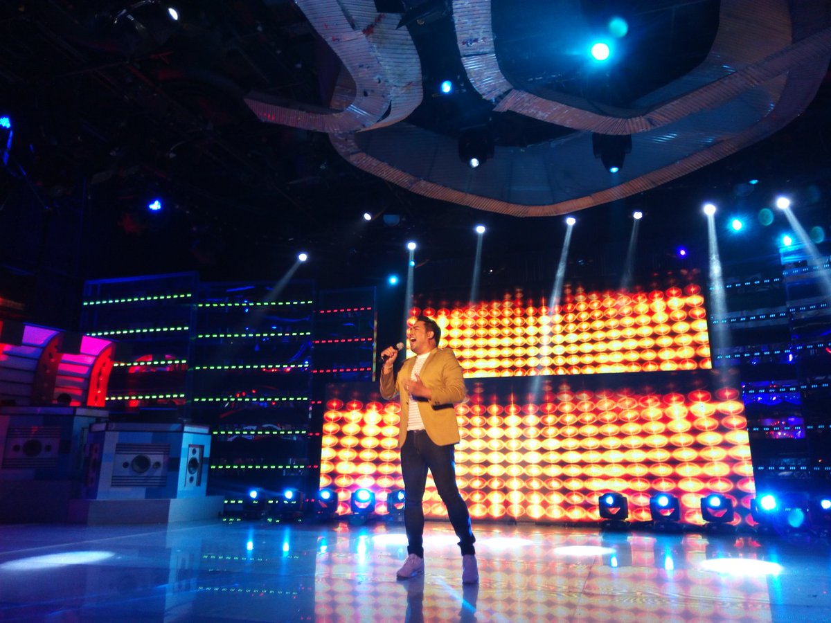 itsShowtimeNa's tweet image. Jed Madela with Its All Coming Back To Me! #ShowtimeSorpreSabado