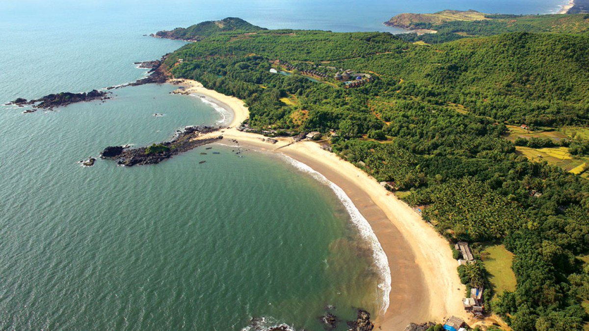 UrbanRabbitBlog's tweet photo. Om Beach, Gokarna is the one to be explored!
#Destination #UrbanRabbit #Gokarna #Beach #IncredibleIndia #Wanderlust https://t.co/RsmdhUsI5f