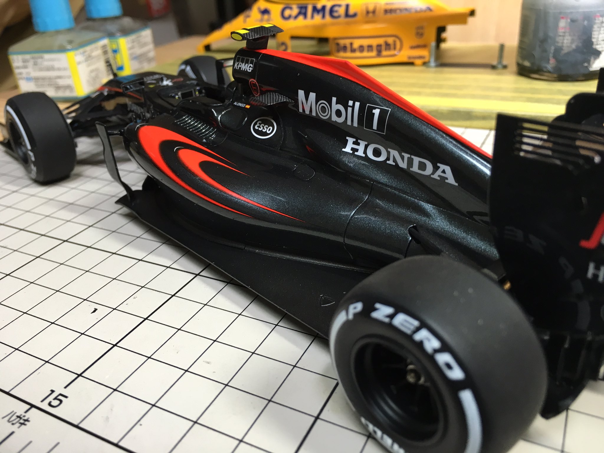 エブロ 1/20 マクラーレン・ホンダ MP4-31 後期型 Ebbro 1/20 McLAREN HONDA MP4-31 Late season version | 鉄道模型