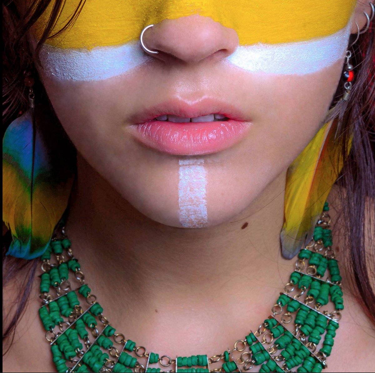 Join our tribe this weekend! Fun and funky sun sticks available online
thongsflipflops.com
#joinourtribe