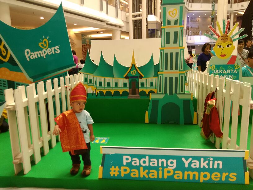yuniarinukti's tweet image. Kota Padang Yakin lho #PakaiPampers #Emak2Blogger