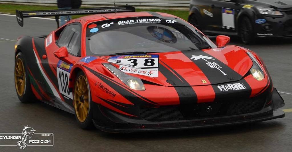 OnlyFerrariPics's tweet photo. #goodmorning #fans &amp; #community #haveaniceweekend 
#ferrari #458italia #gt2 #ferrari458 #ferrariphotopage #ferraril… https://t.co/Qt7HtWPSac