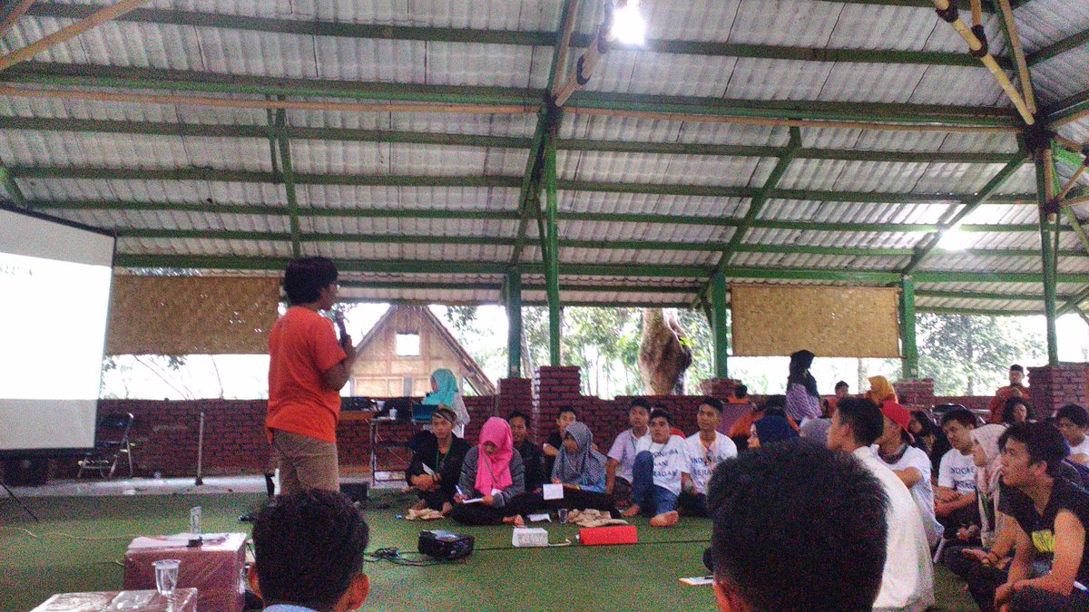 AzKyHiLMi tweet picture