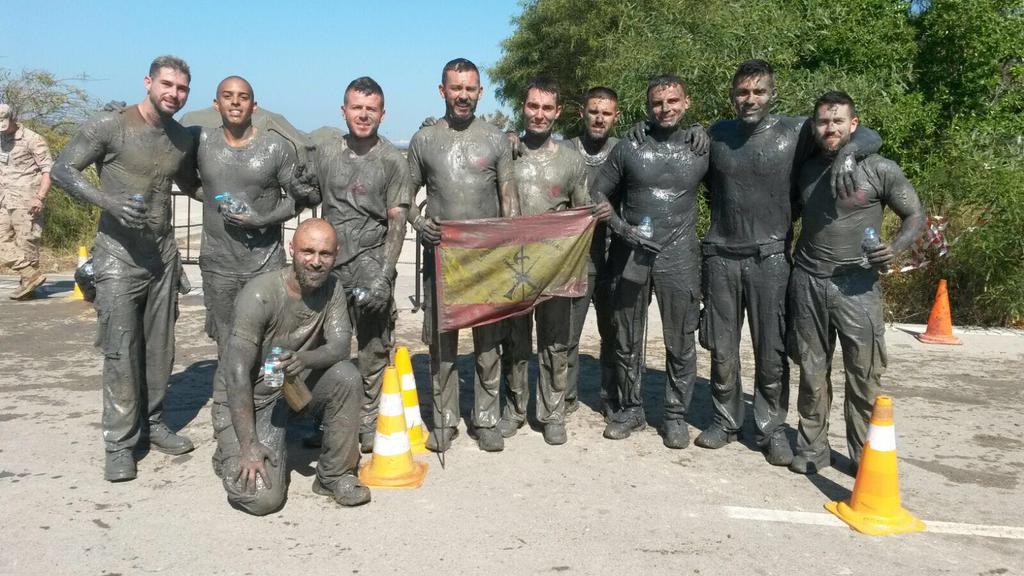 Lalegion_es's tweet photo. Un equipo de la X Bandera de La Legión en la prueba #FANPIN organizada por Infantería de Marina en San Fernando https://t.co/T1wULAZMtz