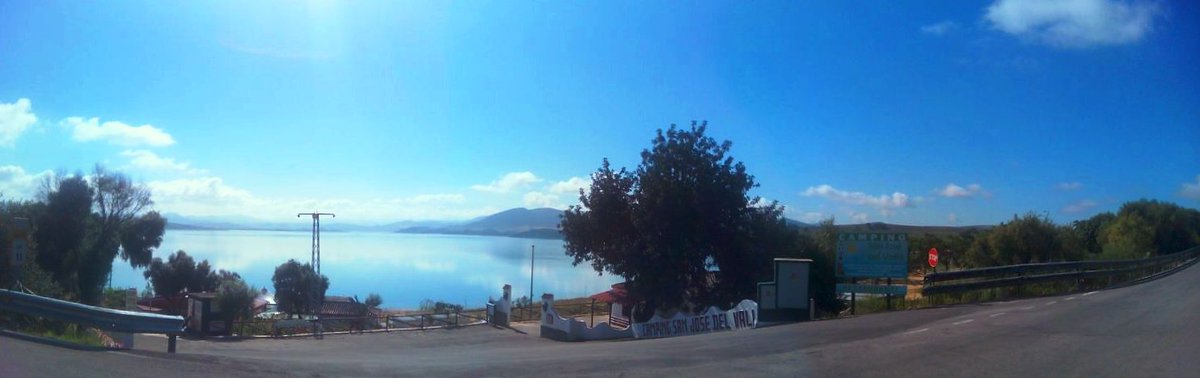 Ya es #sabado, yupi!!! No olvidéis que nuestro bar está abierto hoy y mañana de 10 a 18h. Os esperamos! #camping #AC