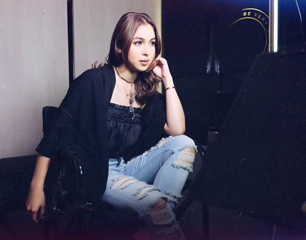 JBeautiesTAGUM's tweet photo. 💙💙💙 https://t.co/NLGwl4D6dP