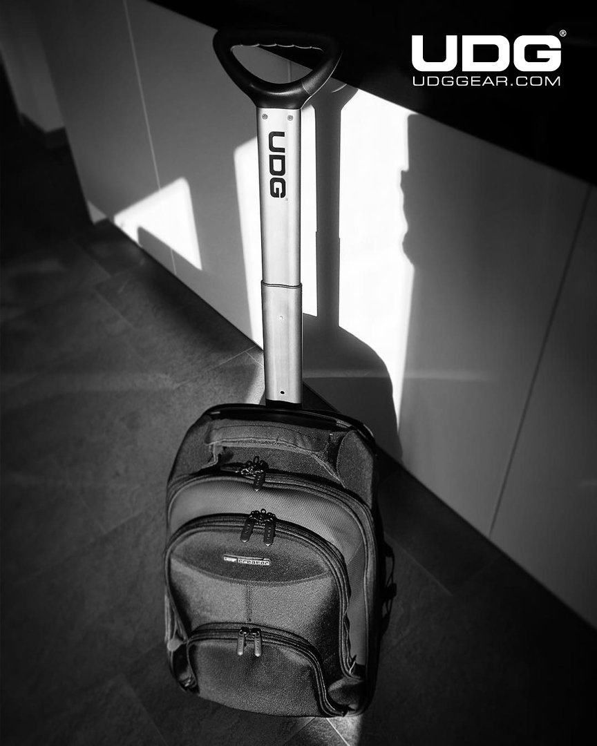 UDG CreatorBackpackTrolley is absolutely amazing! All my stuff fits inside &amp; easy to carry around <a href="/rawkixx/">RΛWKIXX</a> #UDGGEAR