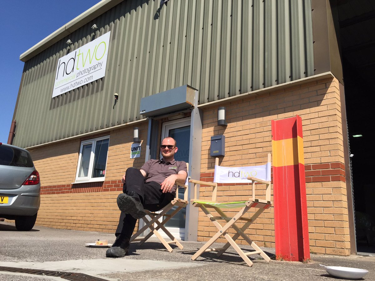 HDTWOadam's tweet image. Enjoying the sun in my @YOBEvents #DirectorsChair 
Thanks guys! #TopClient #Sunshine #Yorkshire