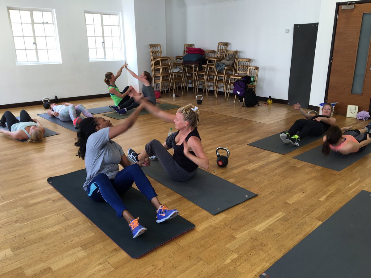 Roxy_coreactive's tweet image. Kettlebells then a HITT &amp;amp; then a core class taught @SliceFitness this morning.Come along &amp;amp; book a class! #coreactive