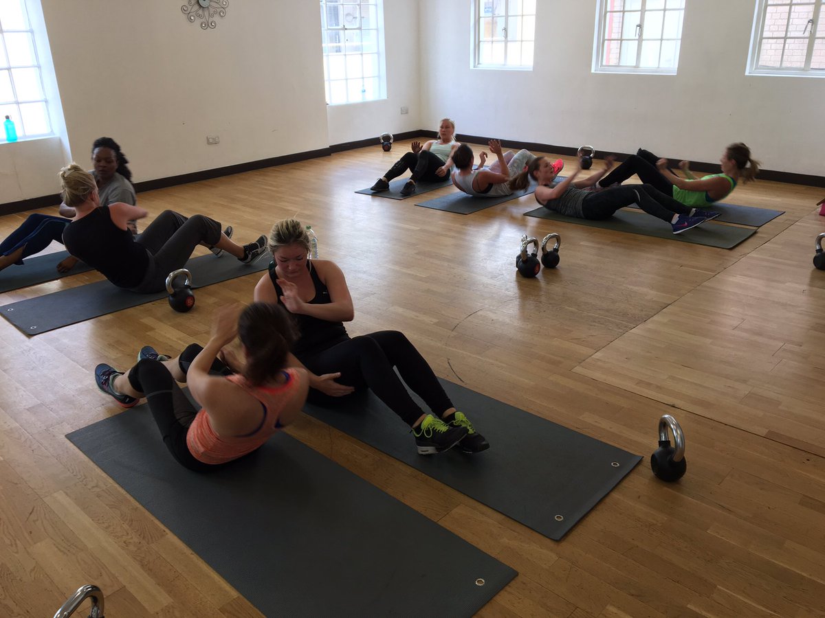 Roxy_coreactive's tweet image. Kettlebells then a HITT &amp;amp; then a core class taught @SliceFitness this morning.Come along &amp;amp; book a class! #coreactive