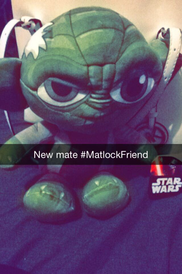 xB3ckix's tweet photo. #winnerwinnerchickendinner #funinthesun #Matlock #drinks #meal #arcades #smiles 😝 https://t.co/ZWpEwuqL7L