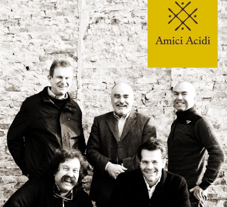 lasubida's tweet photo. #AmiciAcidi e #aceto su @Cucina_Italiana > https://t.co/4gs7hypNfX 
#LaSubida https://t.co/ptrSD83aKZ