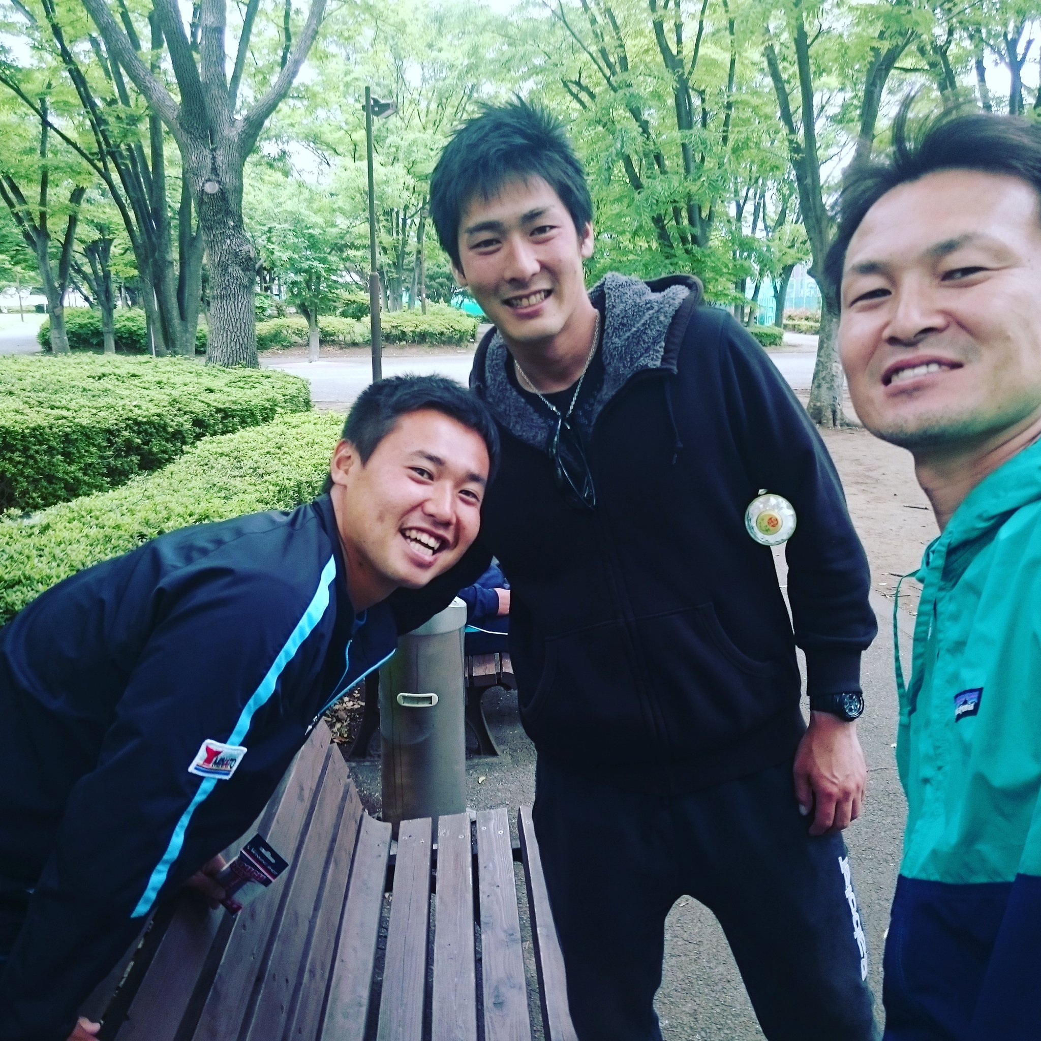 川田洋介 関東オープン 有明テニスの森 に 途中で雨天順延になってしまいましたが 沢山の選手とお会い出来ました 綿貫敬介プロ グローバルテニスアカデミー 鈴木翔太郎コーチ Jitc と テニスサポートセンター テニサポ 関東オープン T Co