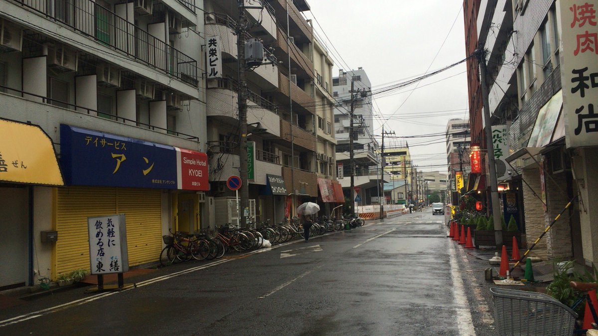 Toko Twitterissa 日本三大スラム街のひとつ 横浜寿町を散策中 あめがね