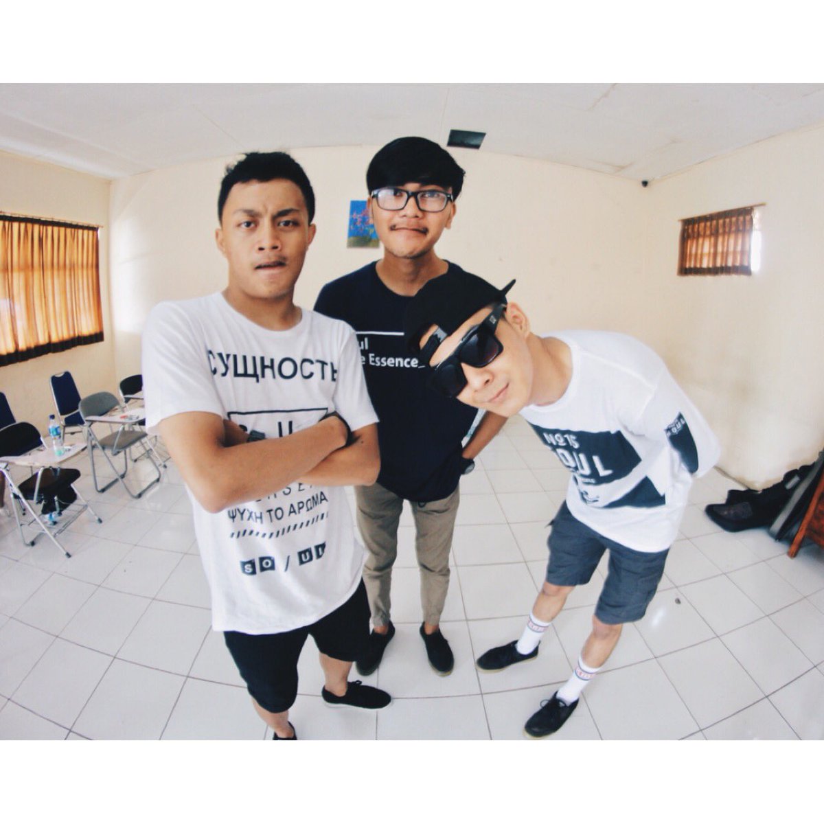 tabfpoppunk's tweet photo. Facebook: TABF | Twitter: @TABF_Official | Youtube: TABFtv | Booking contact: 081214695470 https://t.co/Cnx4MfXJa2