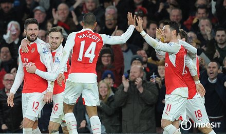 IndesitFC's tweet photo. LAST CHANCE! RT and FOLLOW to #WIN 2 tickets for #AFCvAVFC! Can #AFC take second? #COYG https://t.co/EeDIiUeonb