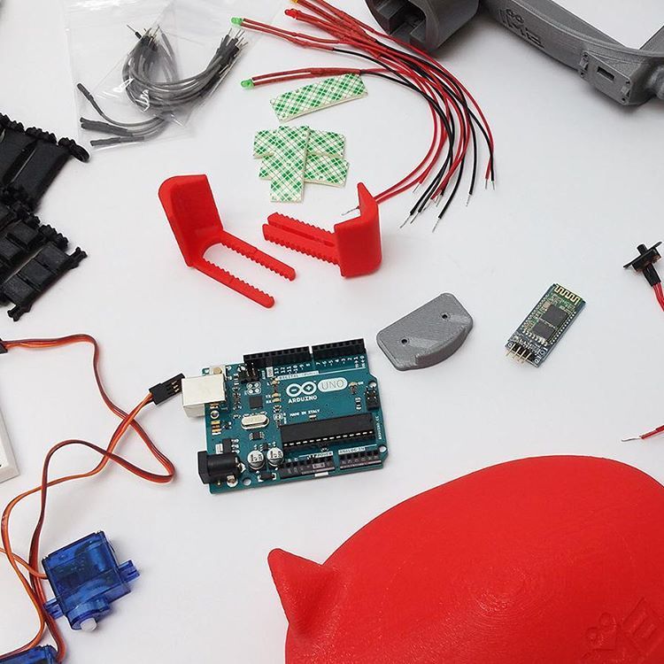 Otherbots's tweet image. Explore making Arduino robots with 3D printed parts. #makegreatthings #education #makerprojects #maker #ima #imasam…