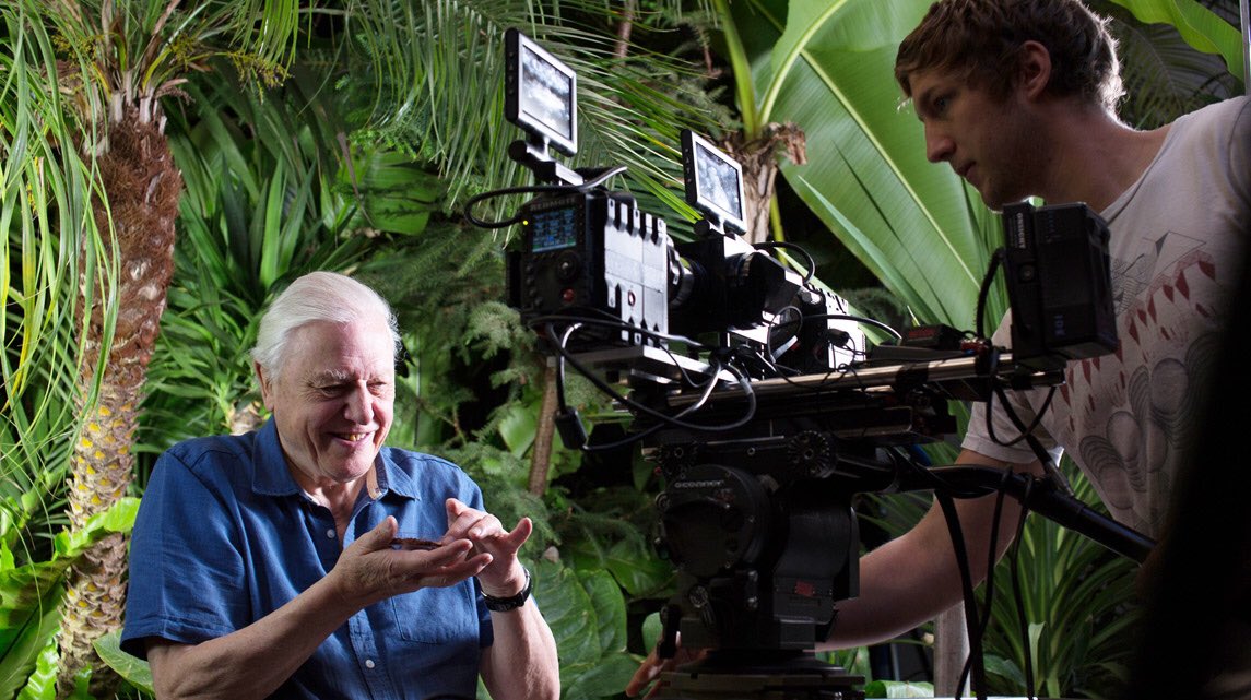 MakingTheMovies's tweet photo. Happy 90th birthday to the amazing Sir David Attenborough! 🎂

#BehindTheScenes

#Attenborough90 https://t.co/HHpdsPOHAv