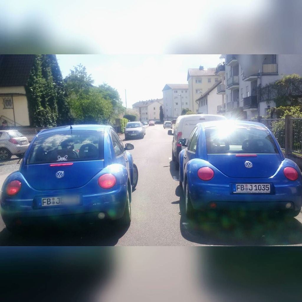 beetlebug1938's tweet photo. heeey little friend, who are you?! :) #twins #brother #sister #vw #volkswagen #beetle #envogue #imtrend #trendy #fl… https://t.co/4IhGfDLqyx