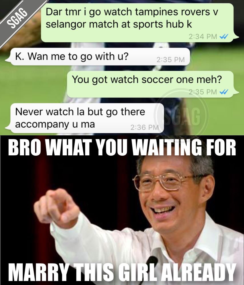 SGAG_SG's tweet image. Every male soccer fan's dream girlfriend 😍😍
On a side note, who's going for the tampines rovers match too??