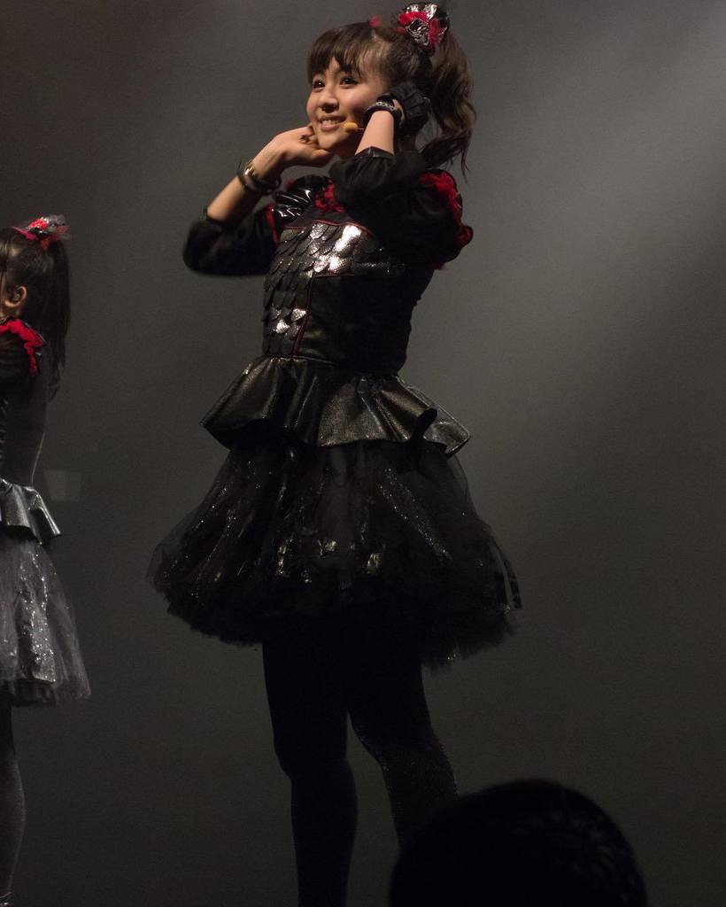 JapanDistro's tweet photo. #BABYMETAL#ベビーメタル by IG : babymetal_jpn https://t.co/7NbfzS3MtT