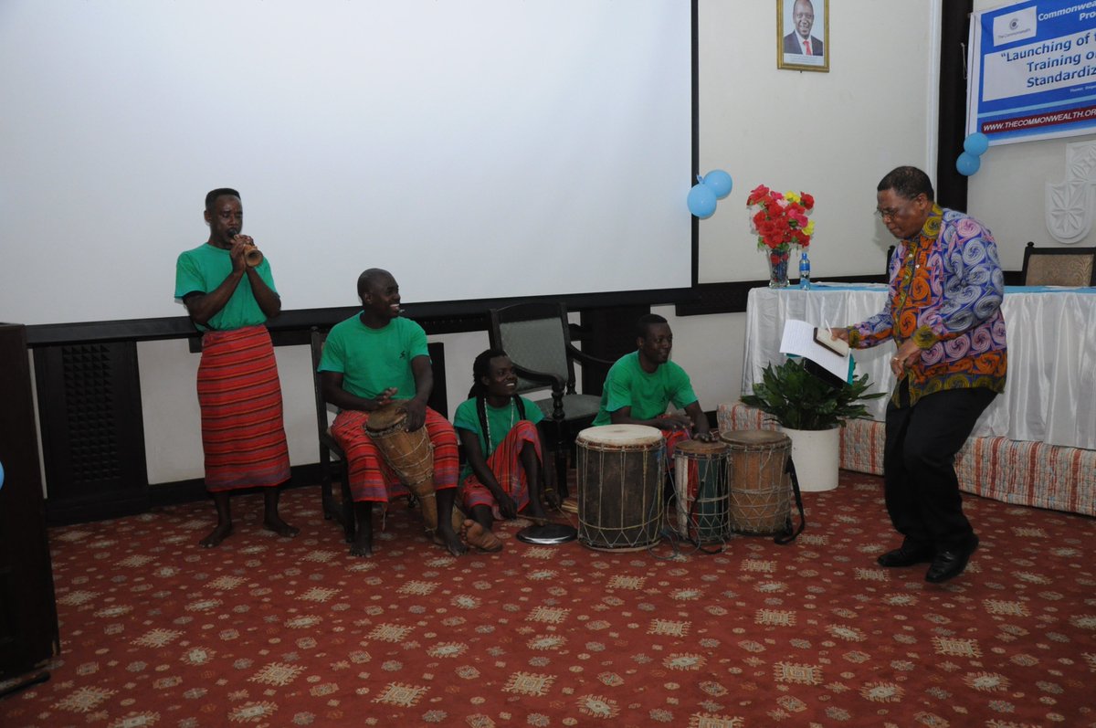 commonwealthsec's tweet photo. #COMESA SG dances to music from a local band at Regional Design Studio launch #RDSLeatherProject #Commonwealth https://t.co/mkpbHvbk5B