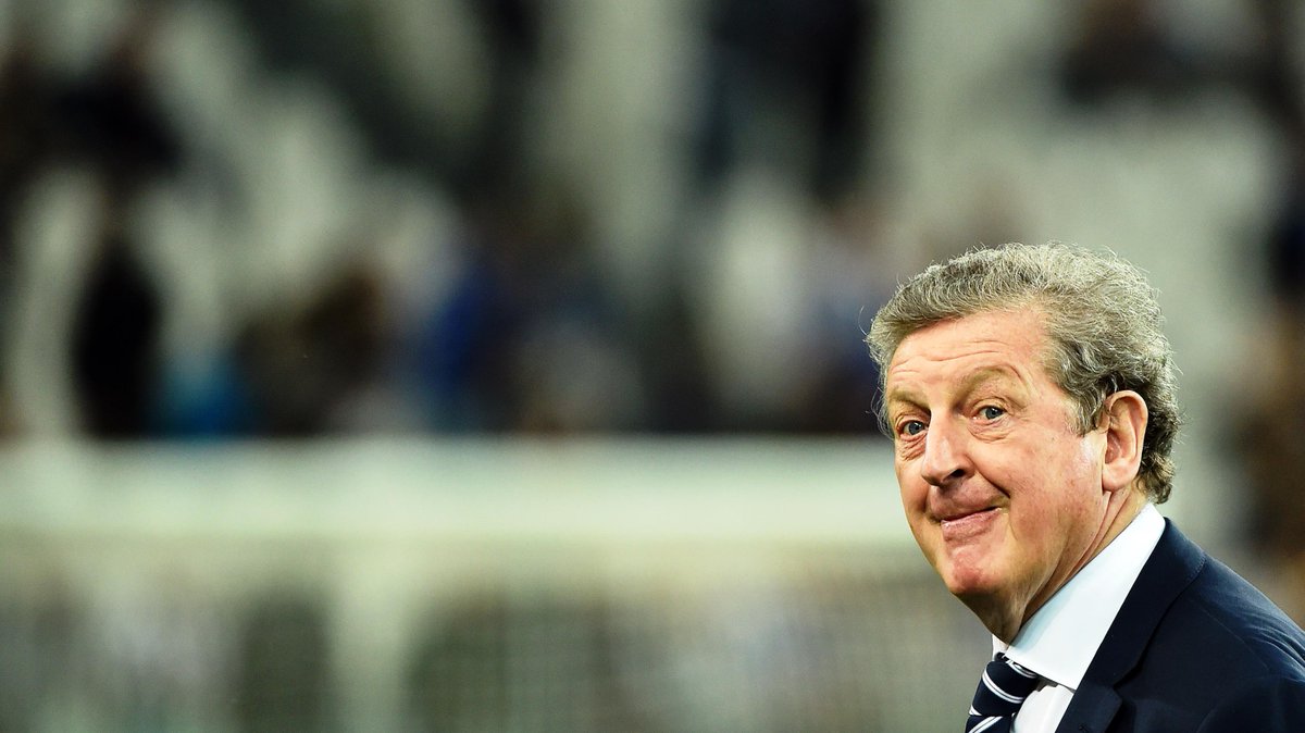PL goals...

Kane – 25
Vardy – 24
Defoe – 15
Rooney – 7

So Rooney starts, Kane &amp; Vardy bench, Defoe not selected? 🤔