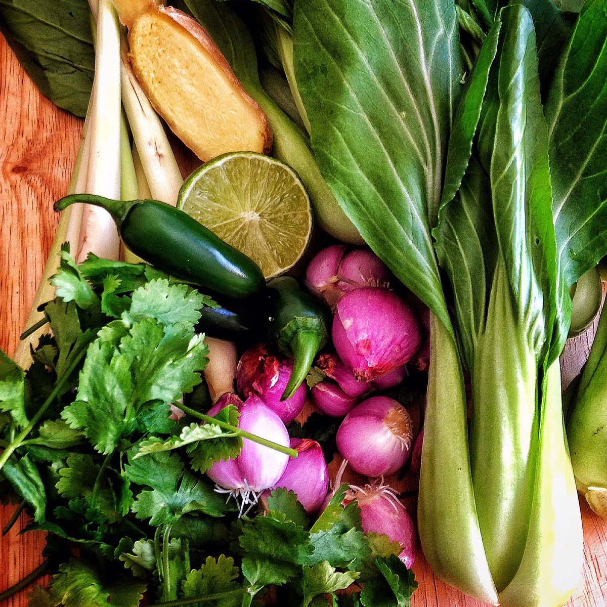 Been in Chinese supermarket,got some nice fresh goodies. Going to give the pork uterus a miss though😳😖