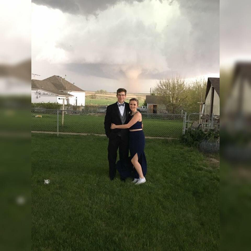 CherylPreheim's tweet photo. Memorable prom pic for Ali & Charlie. EF2 tornado delayed prom in Wray CO. Updates on damage on #9newsmornings https://t.co/lUw3zes3WL