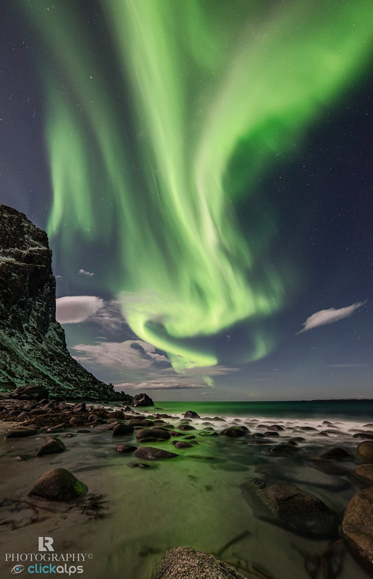 LoriMoreno's tweet photo. Solar Storm by Lorenzo Riva

https://t.co/Q85ihCiPlN https://t.co/E8TB6z5jOX