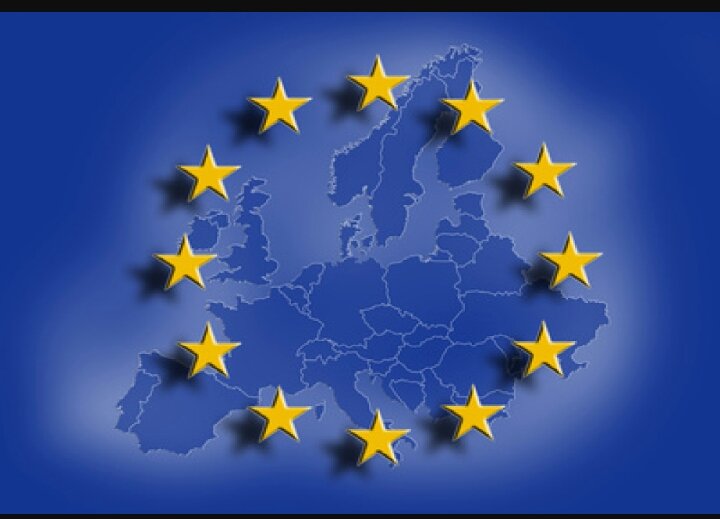 Eu ts. Европейский союз (евросоюз, ес). Ес европейский союз. Флаг европейского союза. Евросоюз на белом фоне.