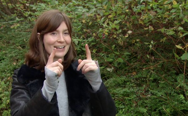 DavyWatt40's tweet photo. The lovely Natasha Raskin from @McTears is presenting @BBCBargainHunt #BBCBargainHunt #BargainHunt #McTears https://t.co/bSrd2aZ765