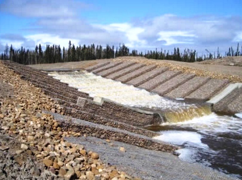 PequenaMinchile's tweet image. Algunos ejemplos de #SaboDam, la técnica usada en #Japón para reducir el impacto de lahares // JapanEmb_Chile