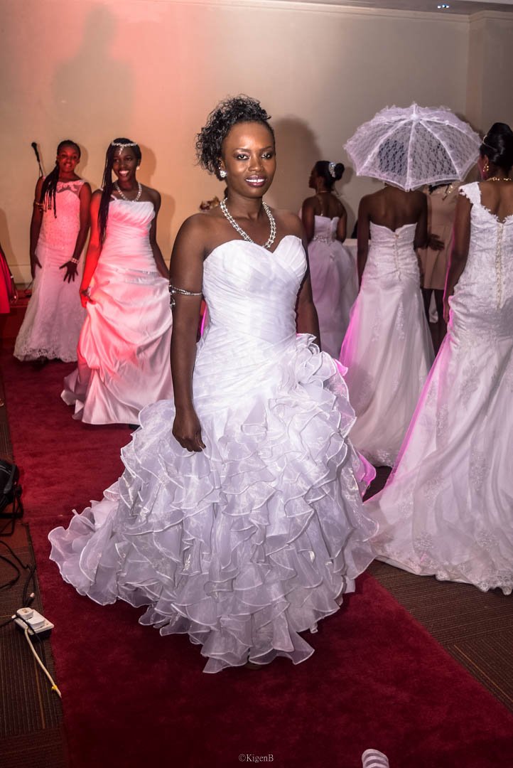 IntAffair's tweet photo. for the ladies out there looking for wedding gowns, Chic Affair is the place to be https://t.co/30jEg0yvAg
