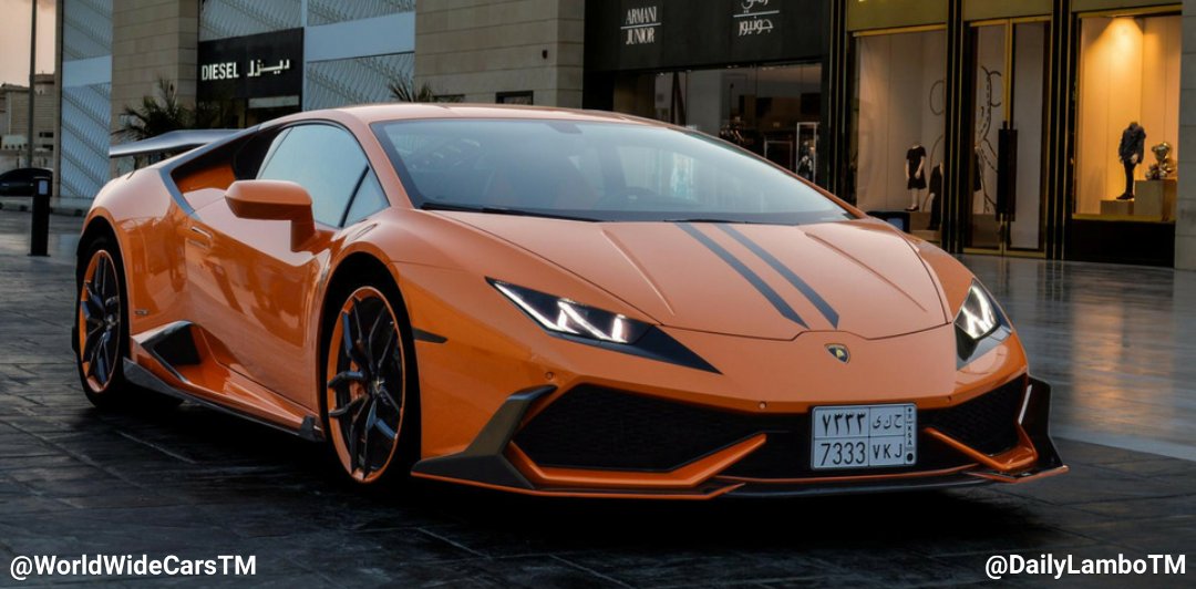 DailyLamboTM's tweet photo. Orange Huracan 👅 #DailyLamboTM #WWCTM #Cars #Lamborghini https://t.co/tNCMK63V48